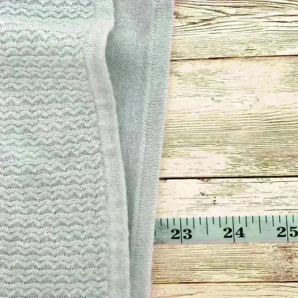 Sage Harbor Vintage Sweater Women’s Size Petite Large Blue Embroidered Sequin - Picture 7 of 8